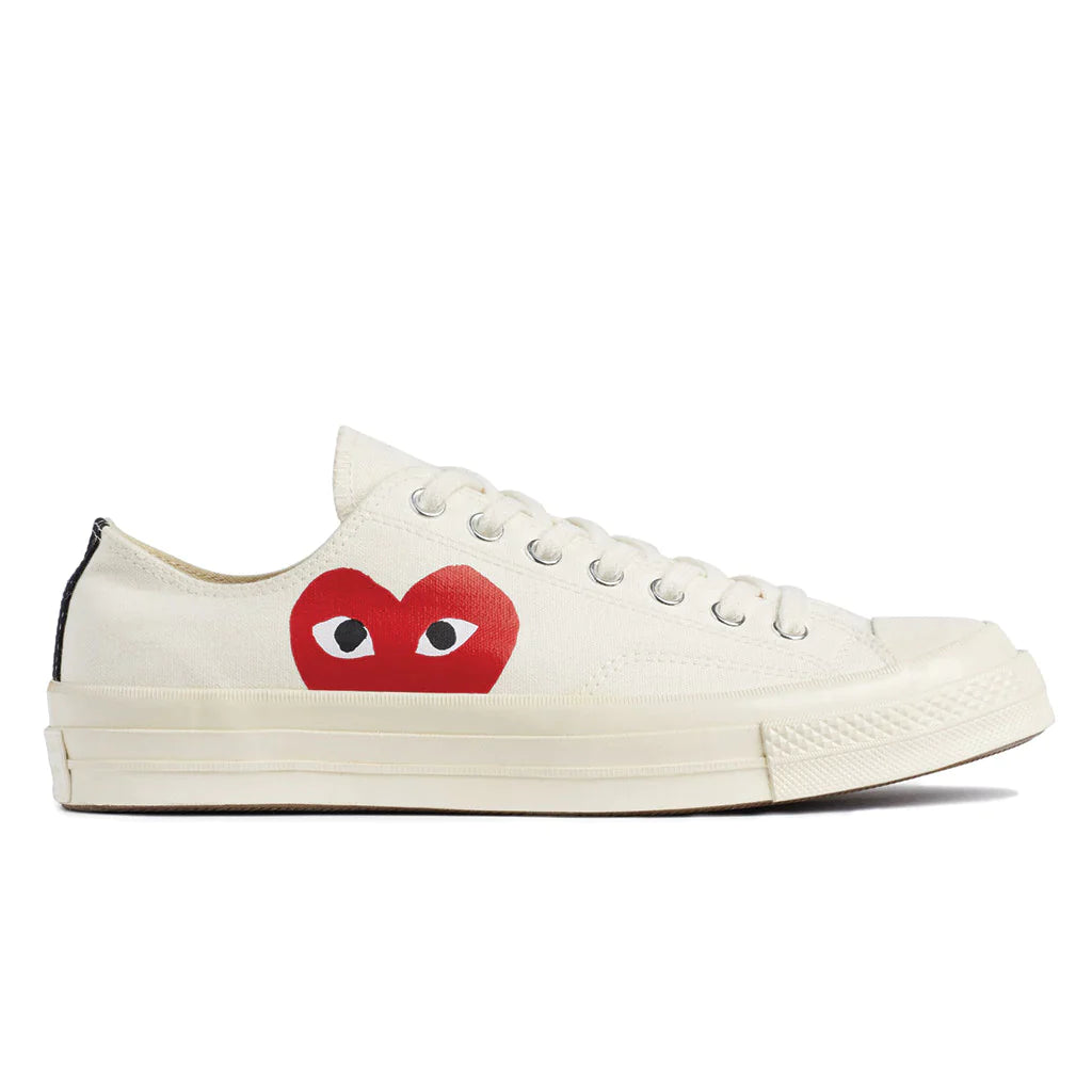 Converse x CDG Play blancos